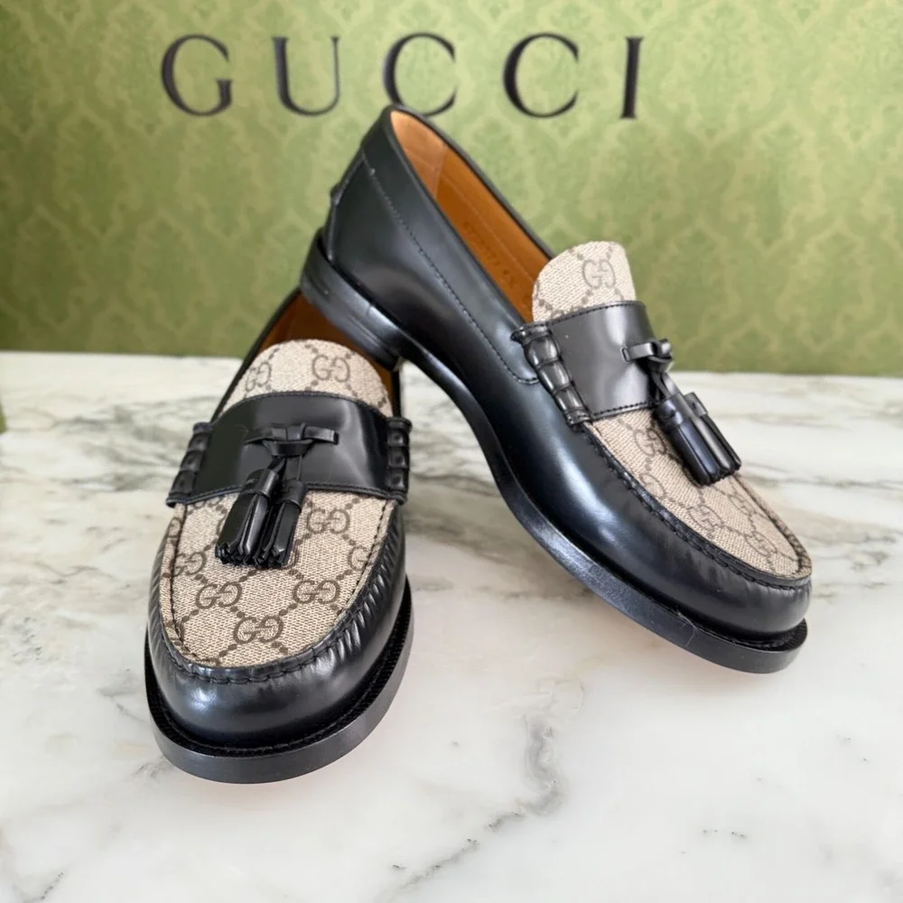 NWT Gucci 673817 Mens GG Logo Leather Loafers Shoes Black/Beige Gucci 5.5